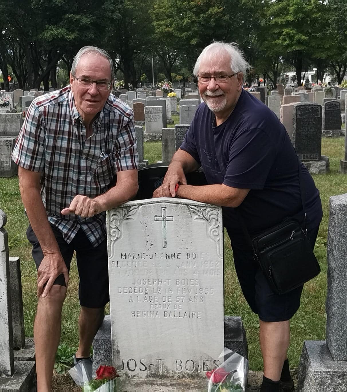 Sur la tombe de notre mère. 3 septembre 2021